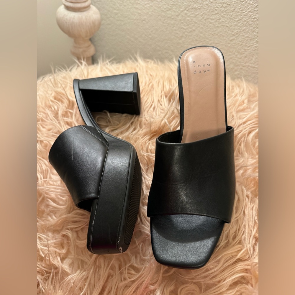 One day platforms - Picture 2 of 4